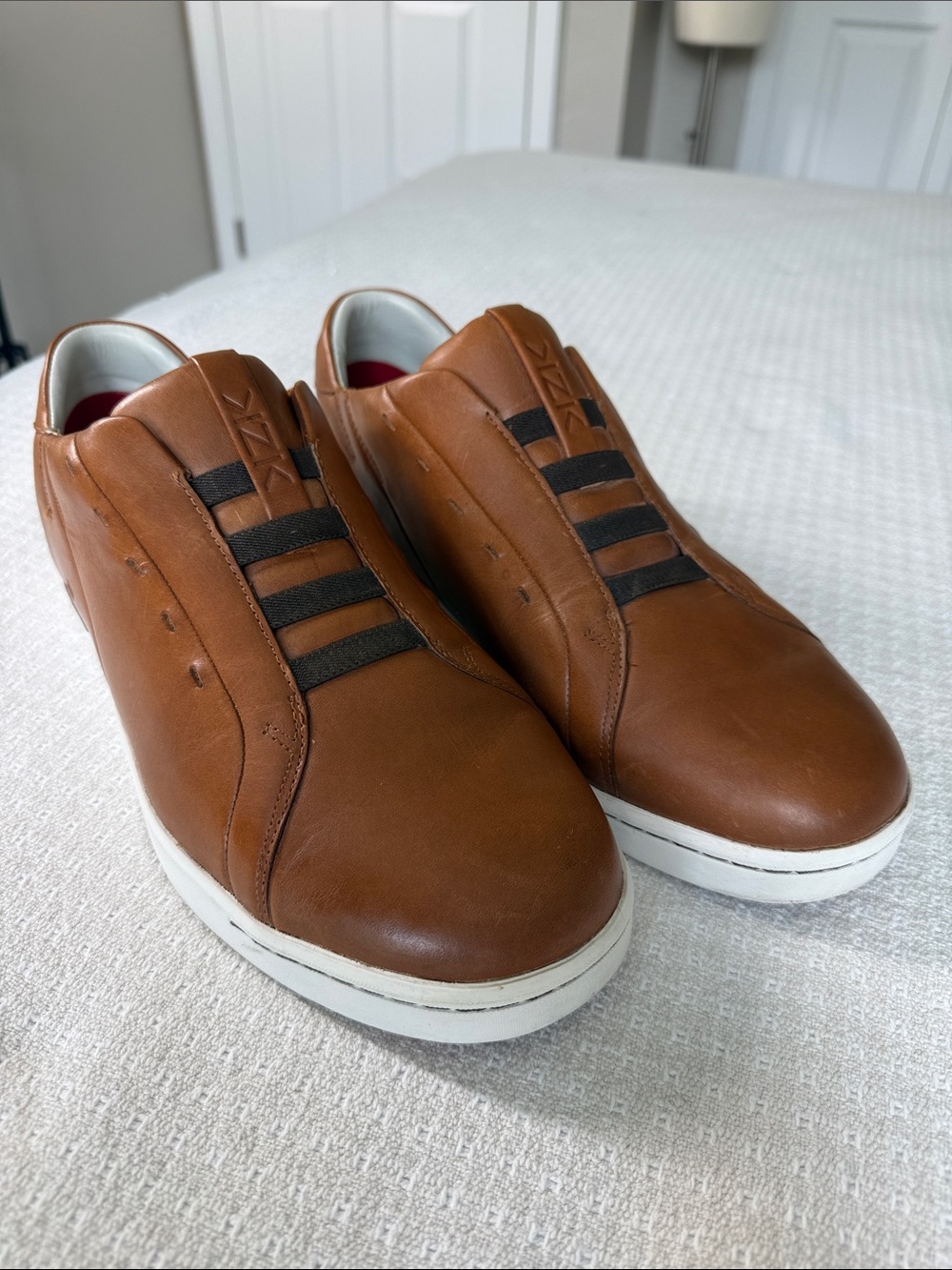 Kizik brown leather slip on sneakers size 11 wide